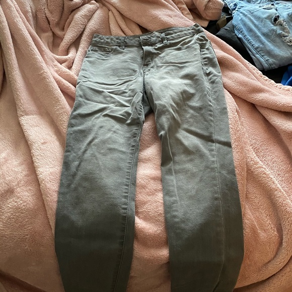 Jeans - Picture 3 of 3